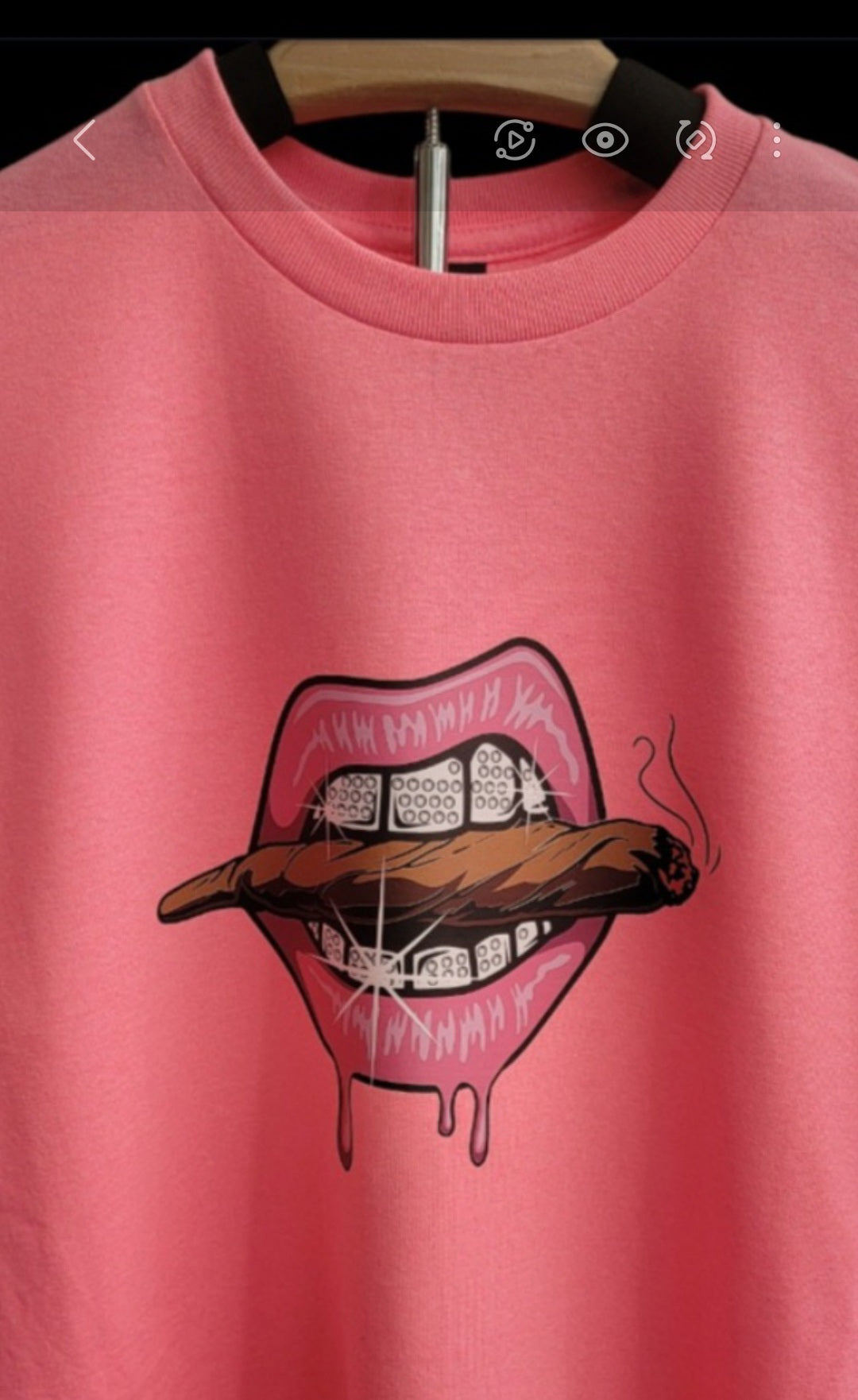 Lips & Grill